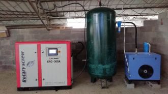 南寧德力廣告合作雙螺桿空壓機案例