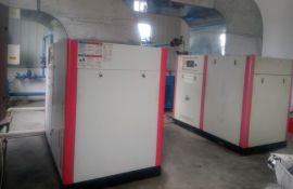 云南螺桿式空壓機(jī)8立方16公斤免費(fèi)指導(dǎo)使用安裝，全球零距離服務(wù)[廣西意朗]