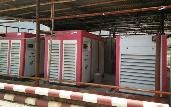 110kw進(jìn)口螺桿式空壓機(jī)